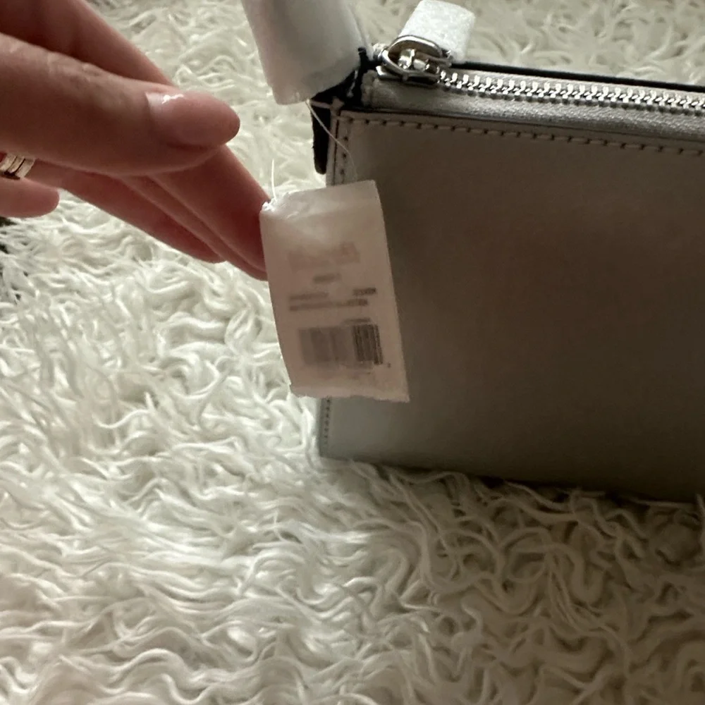 NWT Michael Kors Metallic Silver Vegan Leather Bag with Mini Wallet Attached - Picture 6 of 8